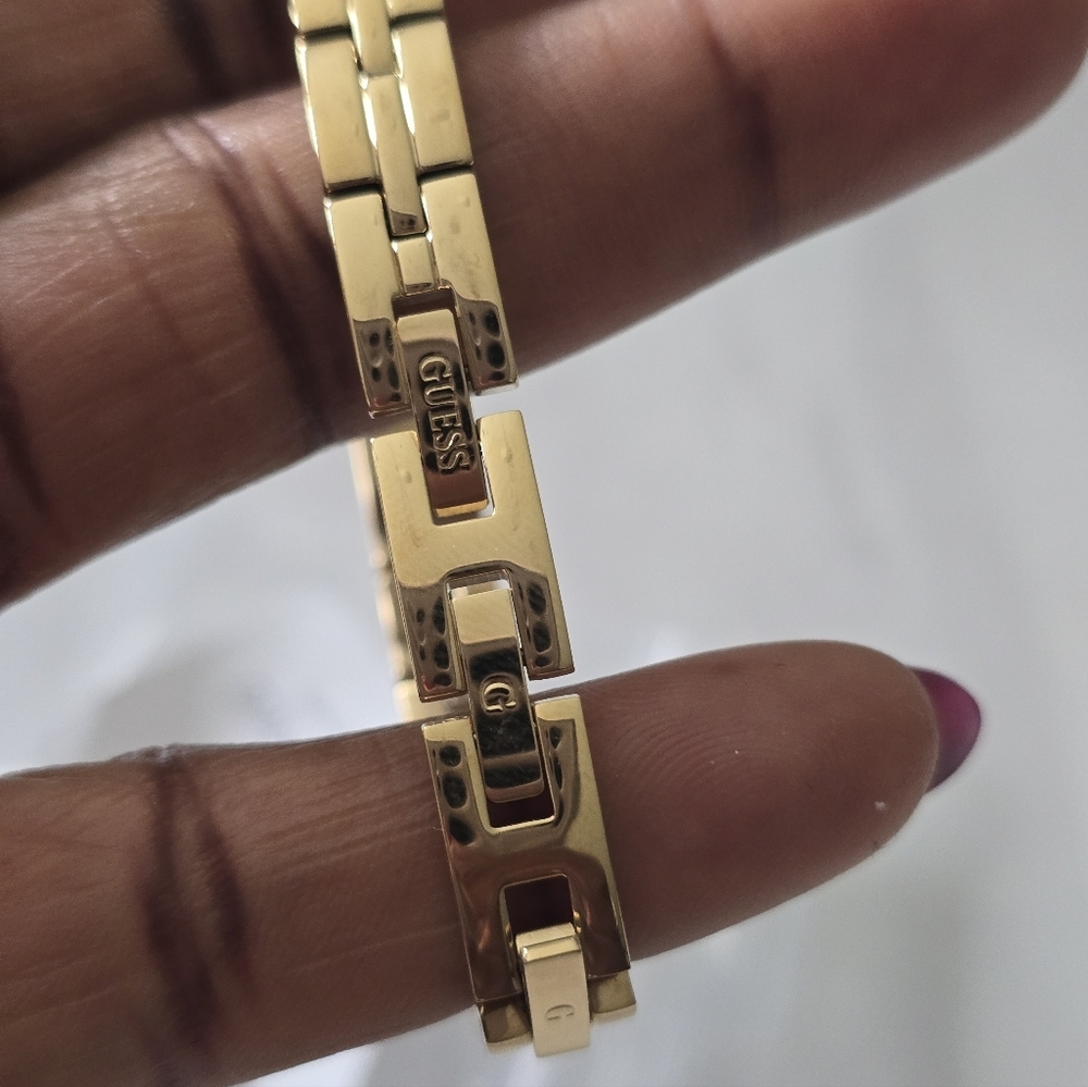Women's Analog Gold-Tone Stainless Steel Watch 27mm Women New - Picture 7 of 10